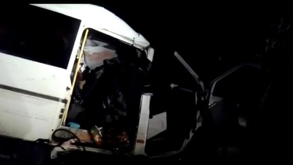 12 человек пострадали в ДТП на границе Астраханской области и Калмыкии
